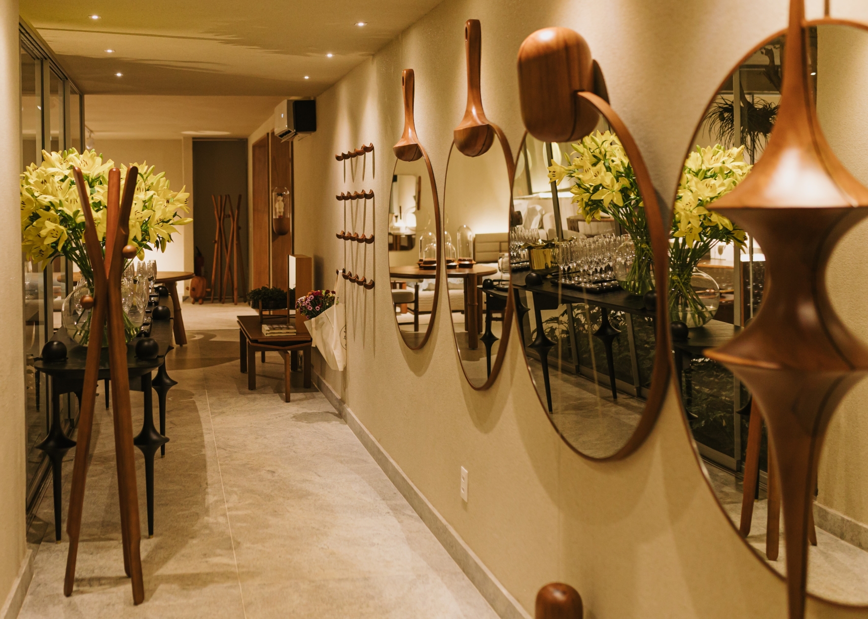 ESPELHO DE PAREDE BAILARINA DEUX E PARA SER FELIZ REDONDO E CHUVA OVAL E CHUVA REDONDO