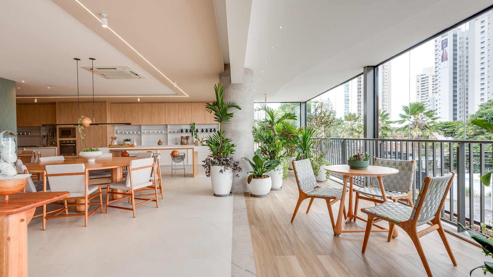 MESA DE JANTAR PARA SER FELIZ REDONDA E MESA DE JANTAR GOTA