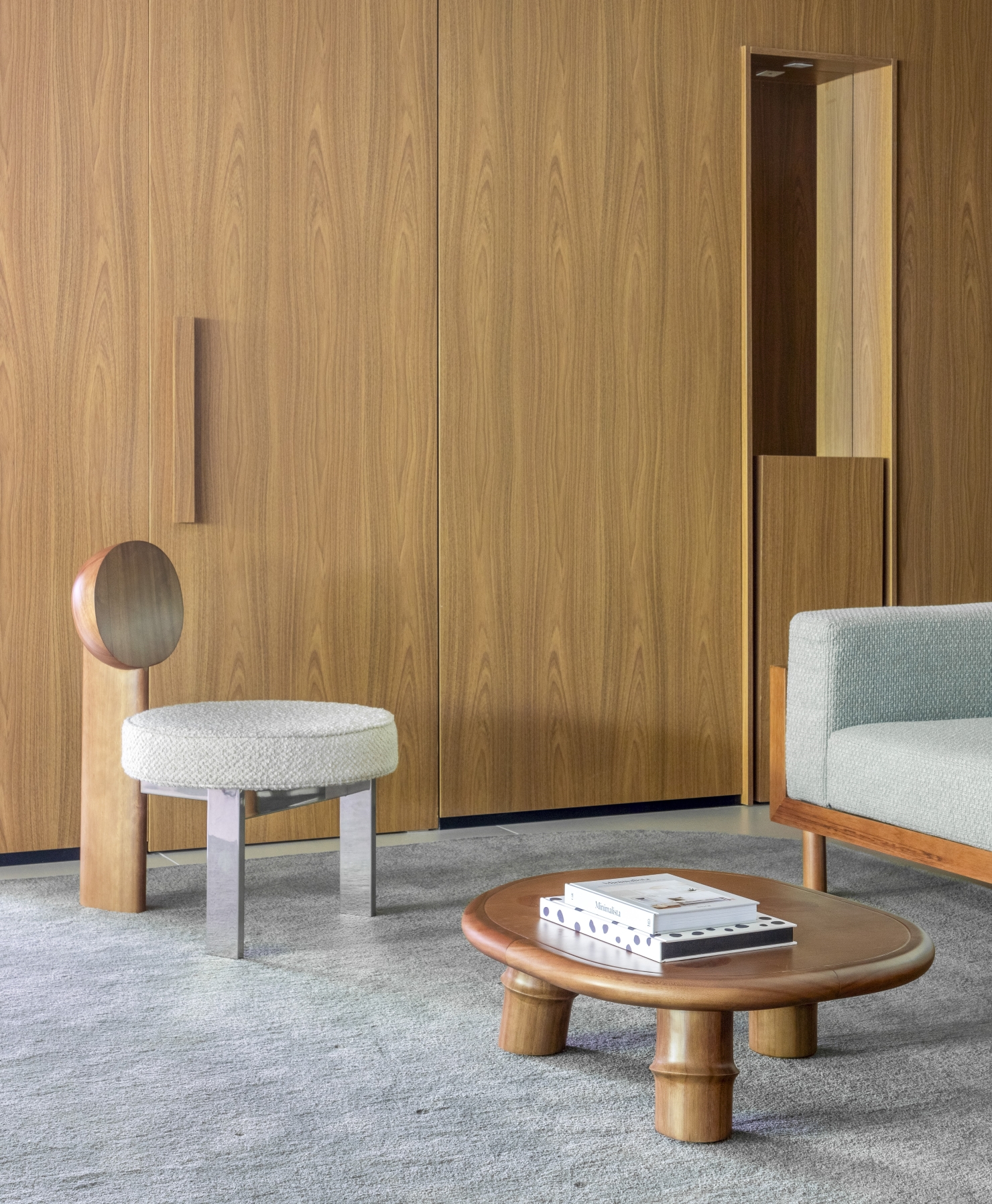 POLTRONA LINA E MESA DE CENTRO BAMBU