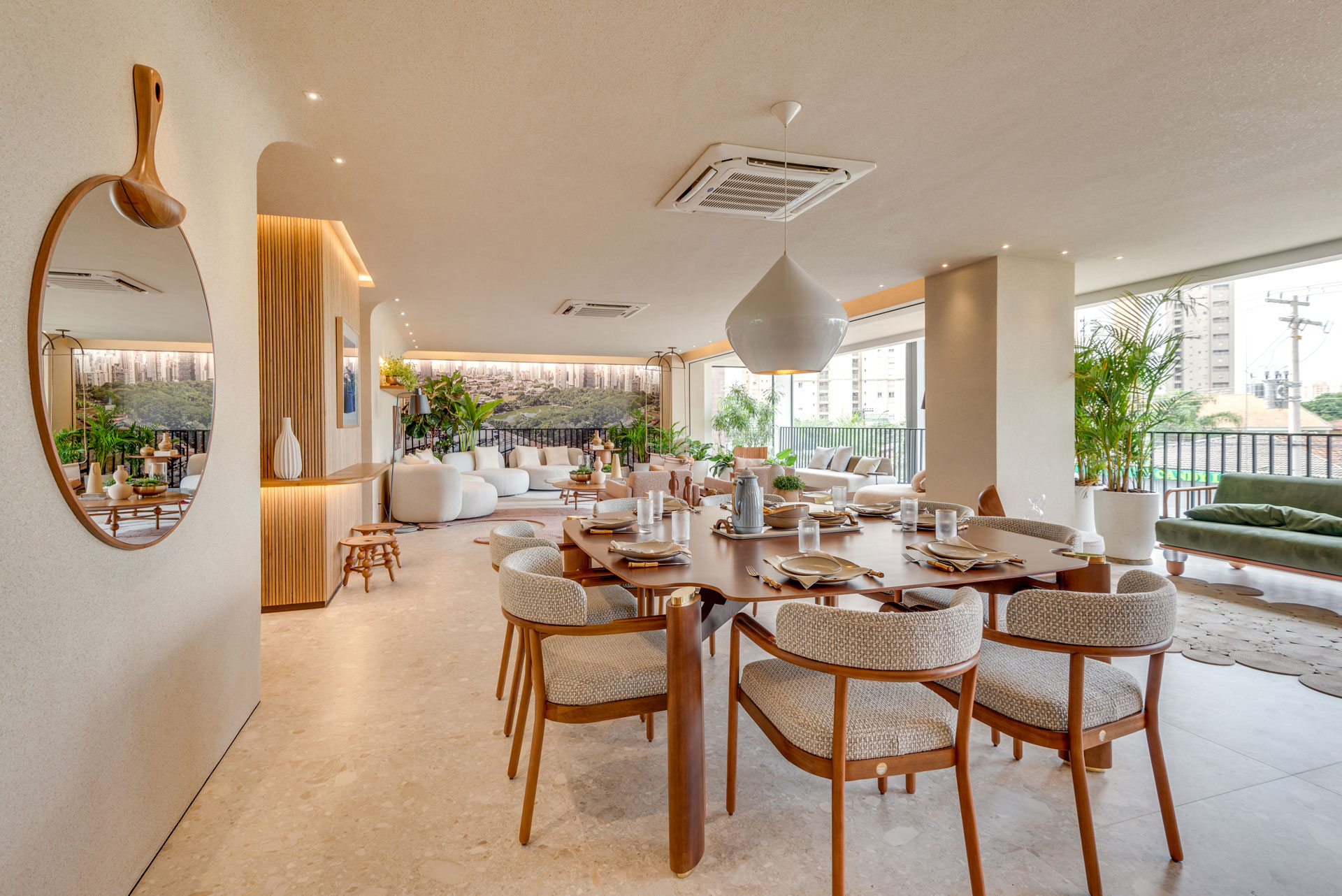 MESA DE JANTAR JAQUELINE