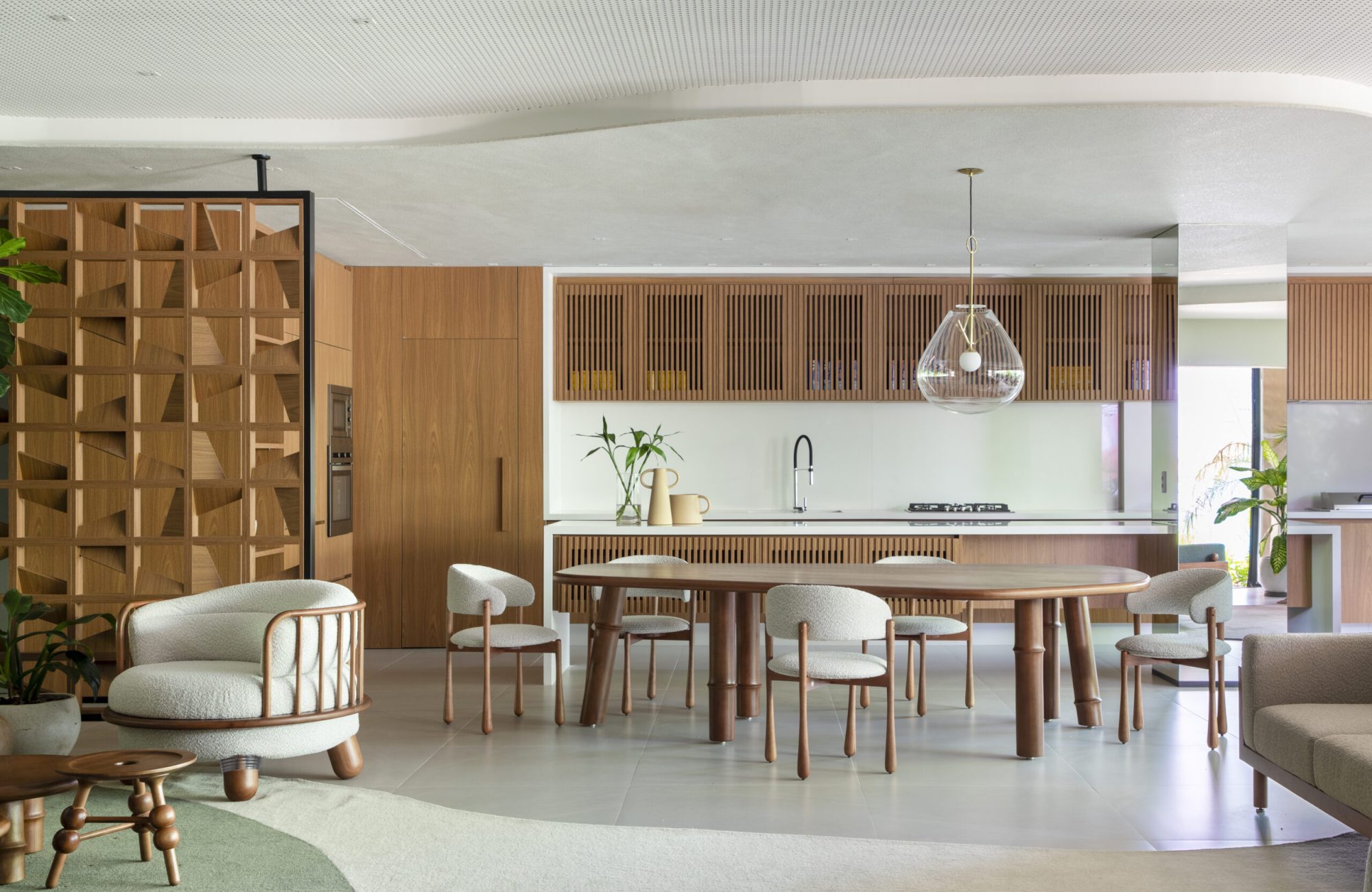 MESA DE JANTAR BAMBU E CADEIRA CHUVISCO E POLTRONA PARA SER FELIZ 03